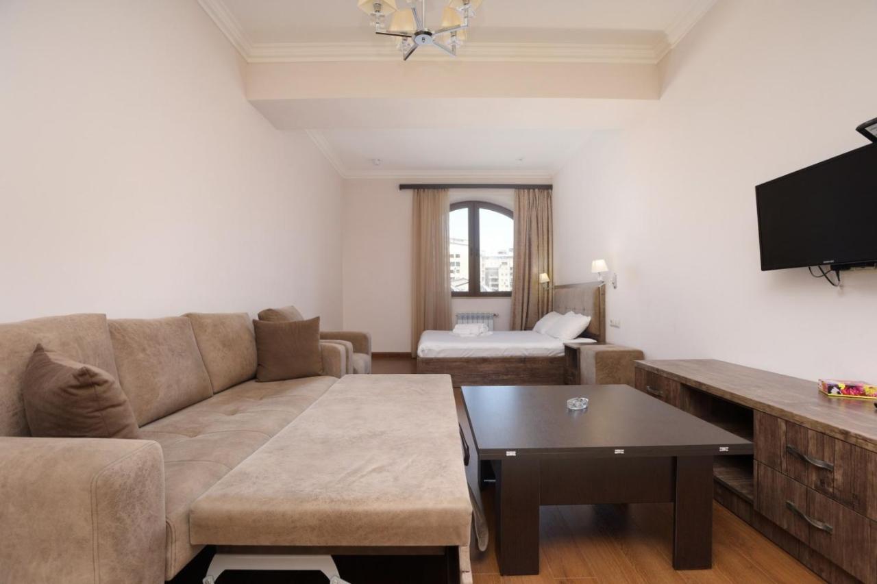 Stay Inn-Apartments On Buzand 17 Erevan Esterno foto