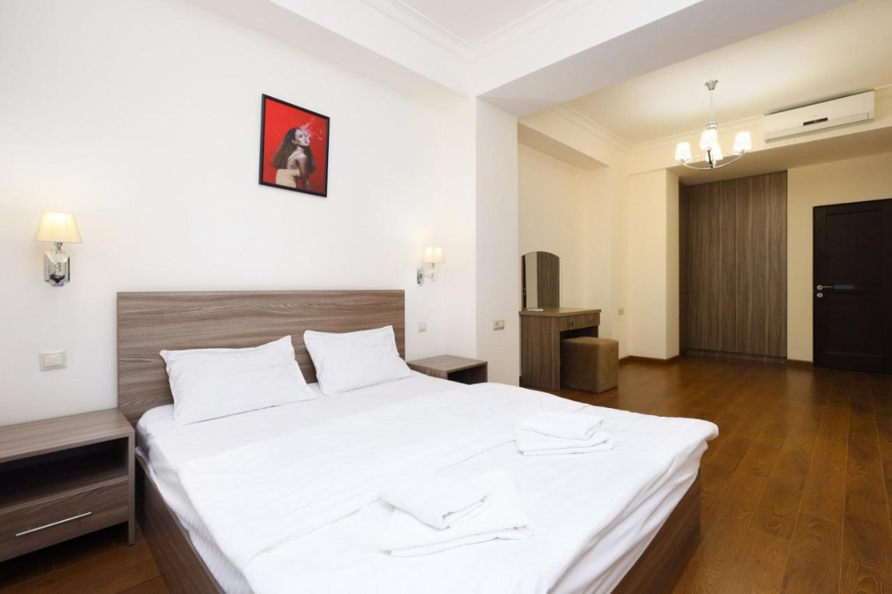 Stay Inn-Apartments On Buzand 17 Erevan Esterno foto